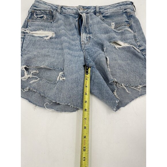 AE AMERICAN EAGLE MOM SHORT‎ STRIGID WOMENS JEAN SHORTS Size 12 Distressed - Picture 9 of 14